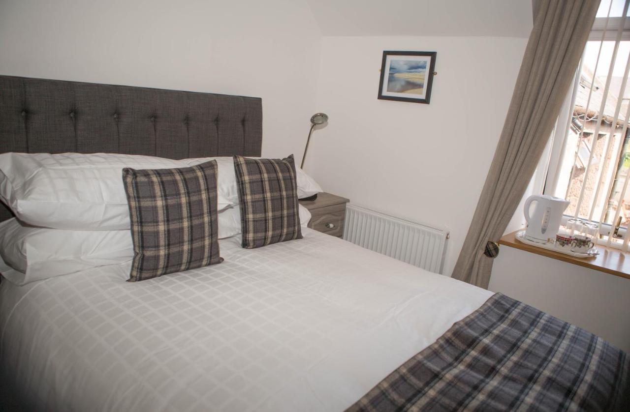 Bed and Breakfast By The Bay Cruden Bay Exterior foto